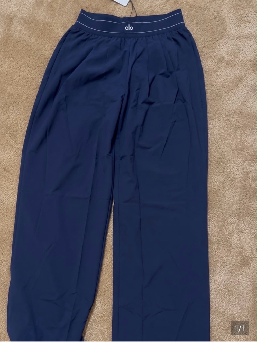 ALO Yoga Men's Navy Athletic Pants with Elastic Waistband
